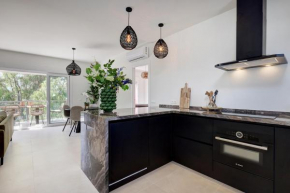 Penthouse Alhambra - gerenoveerd appartement direct aan zee